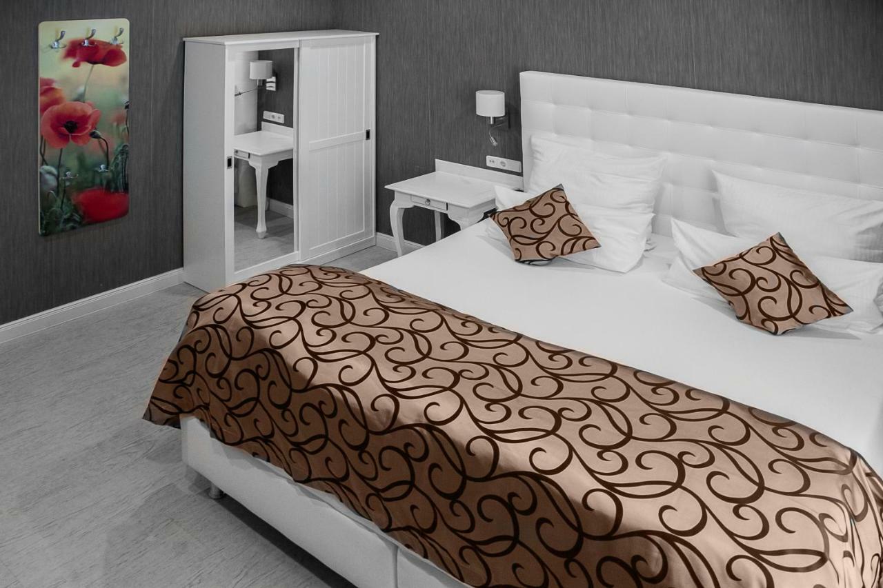 Haus Hotel & Pension Villa Laluna بلانكنبرغ المظهر الخارجي الصورة